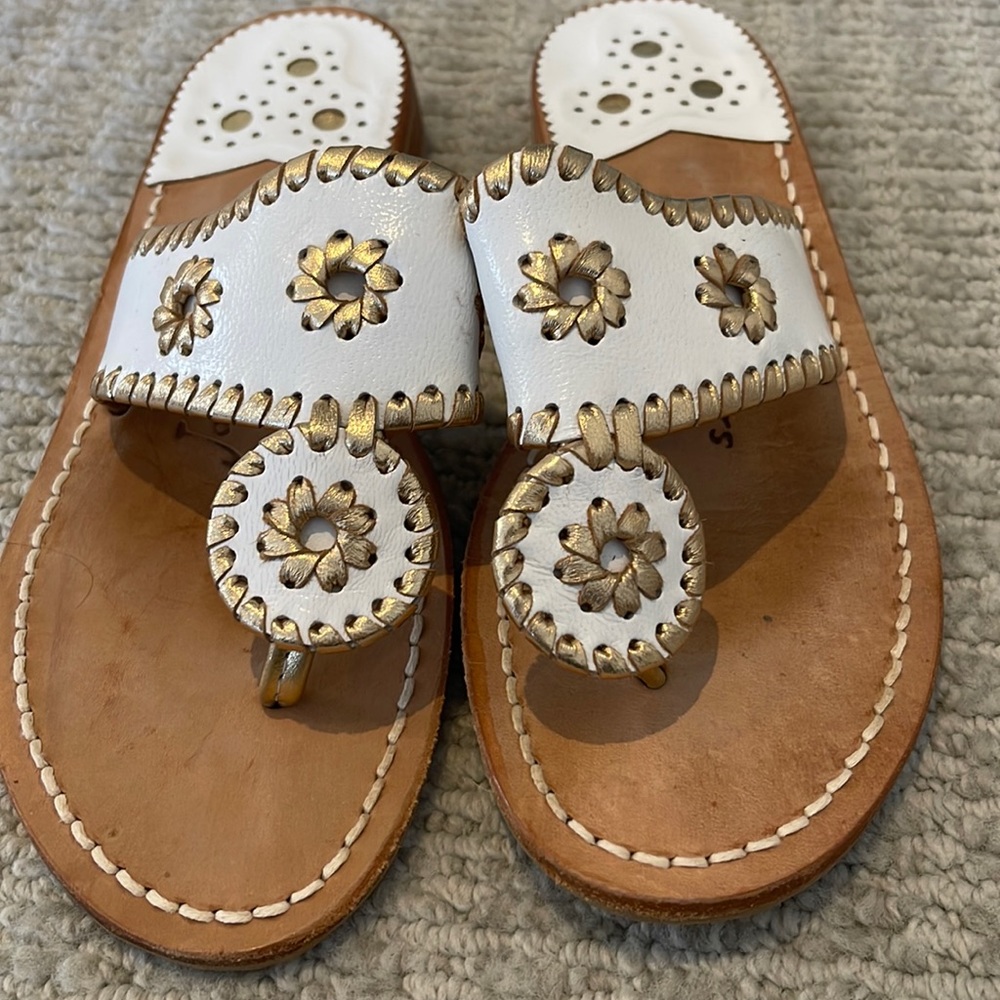 JACK ROGERS, size 6m, white and gold sandals